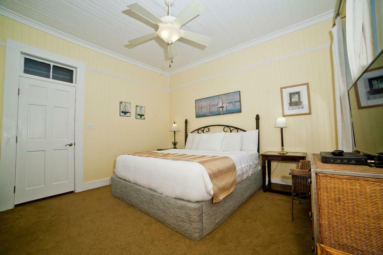 Georgianne Inn&Suites Tybee Island Exterior foto